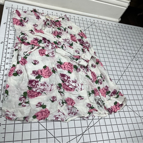 ModCloth Pink White Rose Floral Swiss Dot Rayon Keyhole Neck Tie Blouse Top XS - Picture 9 of 11